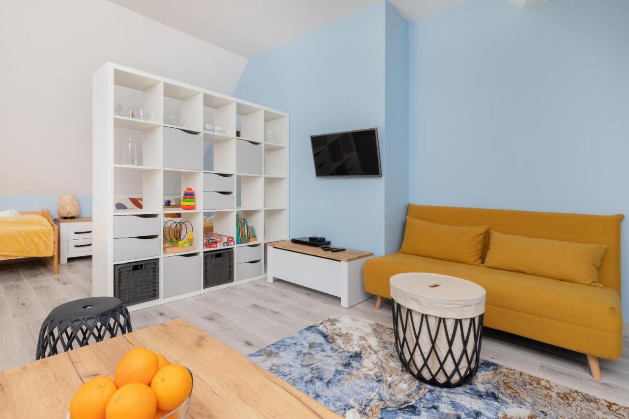 Comfy Studio Zamkowa 400M From The Beach By Noclegi Renters Пуцк Экстерьер фото